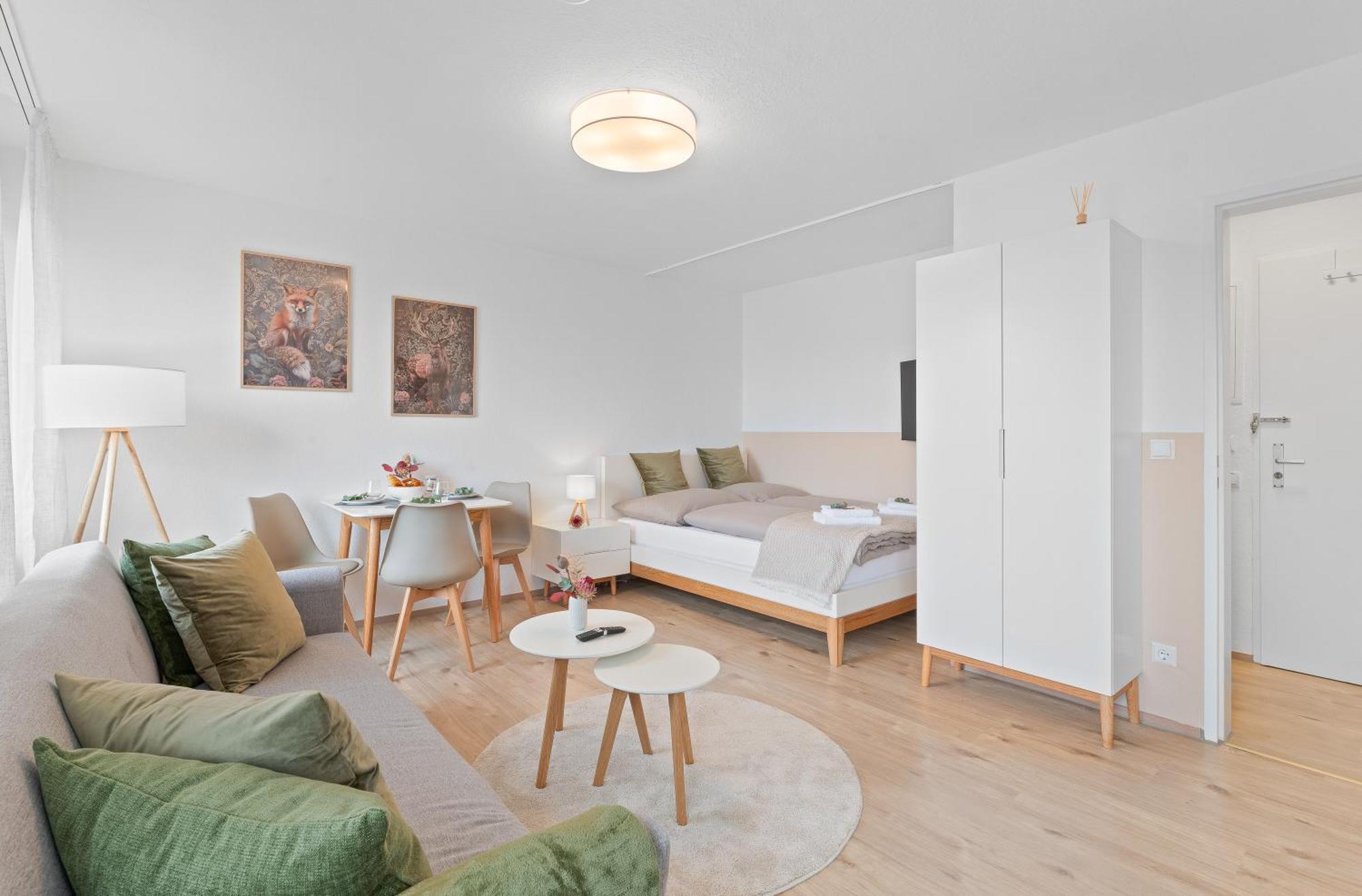 Wohlfuehl-Apartment I Zentral I Balkon I Kueche Fellbach Eksteriør bilde